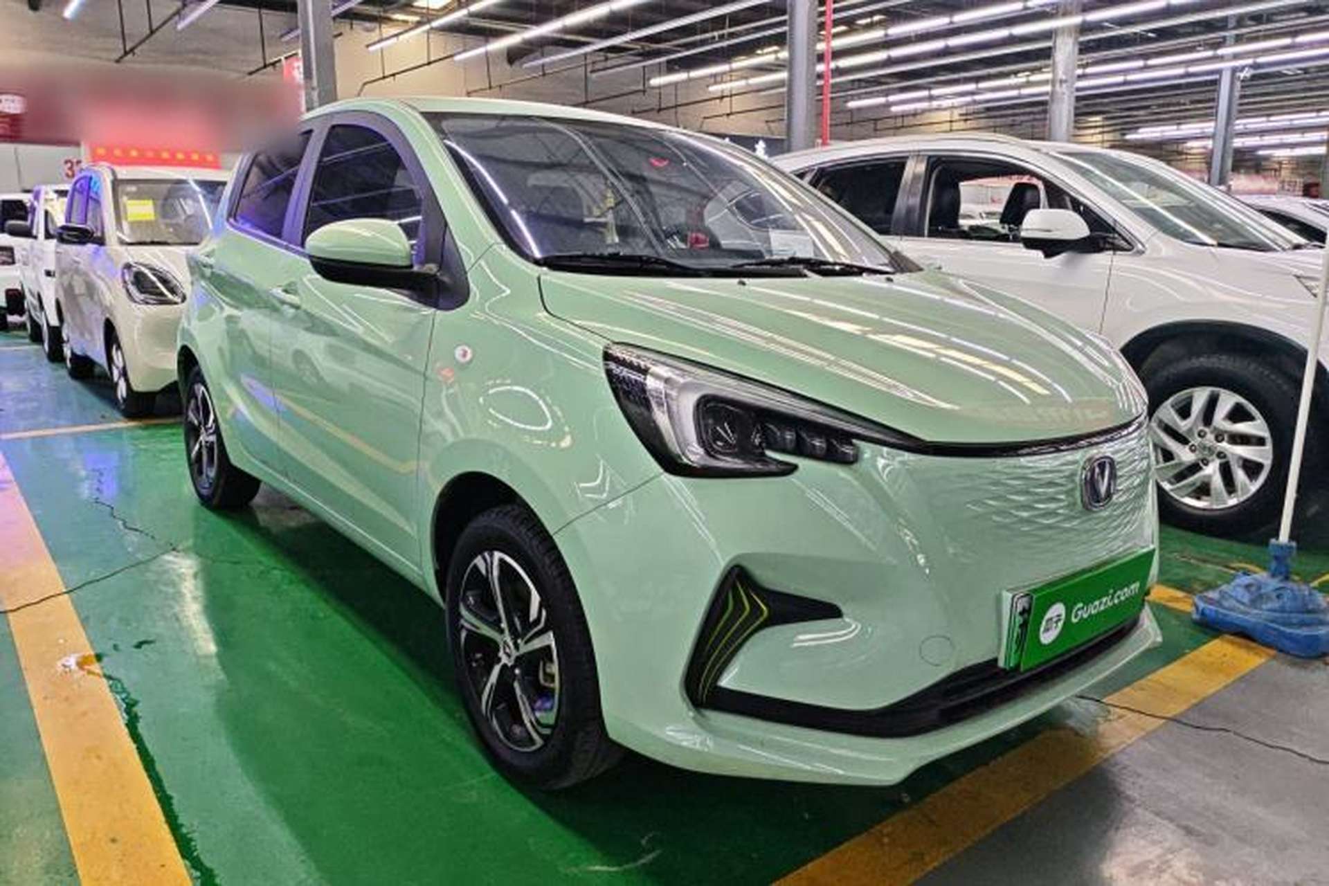 Used CHANGAN OSHAN Benni E-Star 2022 Qingxin Edition Colorful Model Lithium Iron Phosphate Front Right 45 Deg