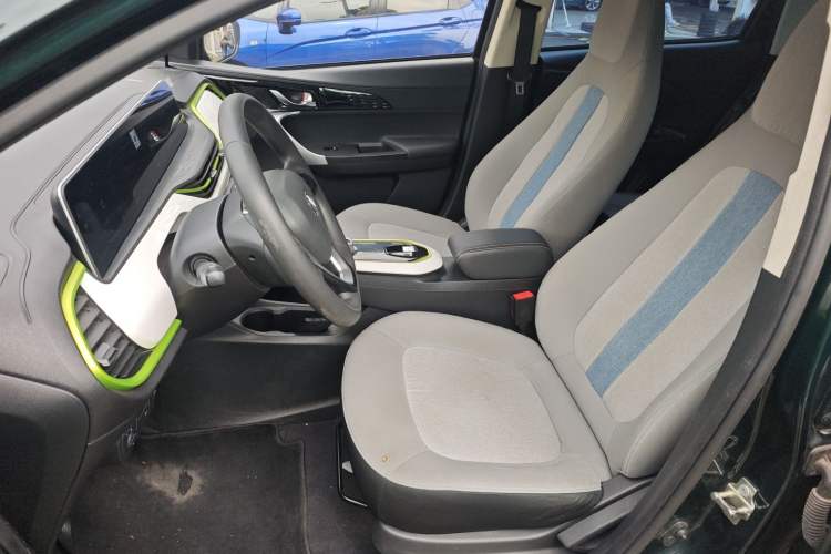 Used CHANGAN OSHAN Benni E-Star 2022 National Edition Colorful Limited Edition (Fast-Charging Version) Lithium Iron Phosphate Left Front Seat