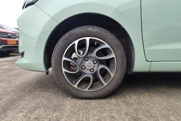 Used CHANGAN OSHAN Benni E-Star 2022 Qingxin Edition Colorful Model Lithium Iron Phosphate Left Front Wheel Hub