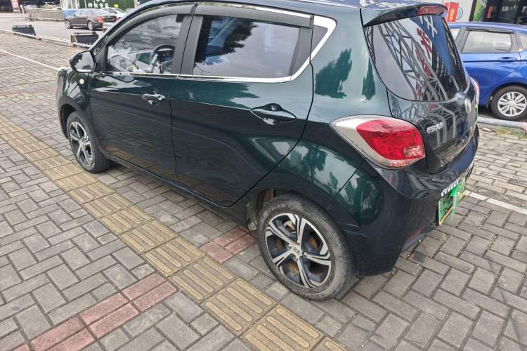 Used CHANGAN OSHAN Benni E-Star 2022 National Edition Colorful Limited Edition (Fast-Charging Version) Lithium Iron Phosphate Left Side