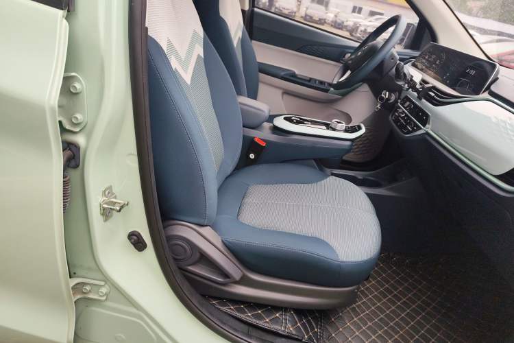 Used CHANGAN OSHAN Benni E-Star 2022 Qingxin Edition Colorful Model Lithium Iron Phosphate Right Front Seat