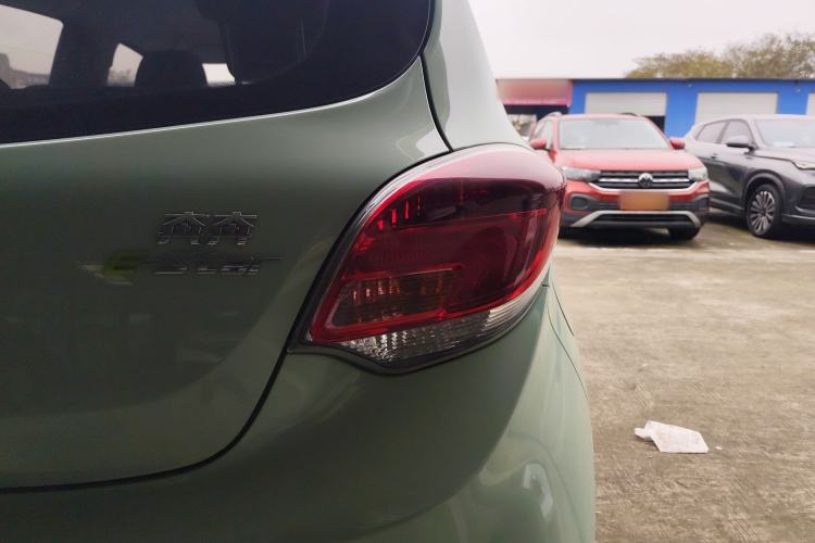 Used CHANGAN OSHAN Benni E-Star 2022 Qingxin Edition Colorful Model Lithium Iron Phosphate Right Rear Taillight