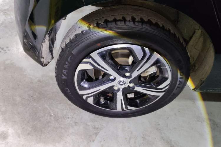 Used CHANGAN OSHAN Benni E-Star 2022 Qingxin Edition Colorful Model Lithium-NMC Right Rear Wheel Hub
