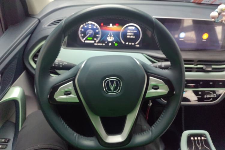 Used CHANGAN OSHAN Benni E-Star 2022 Charming Edition Colorful Model Lithium Iron Phosphate Steering Wheel