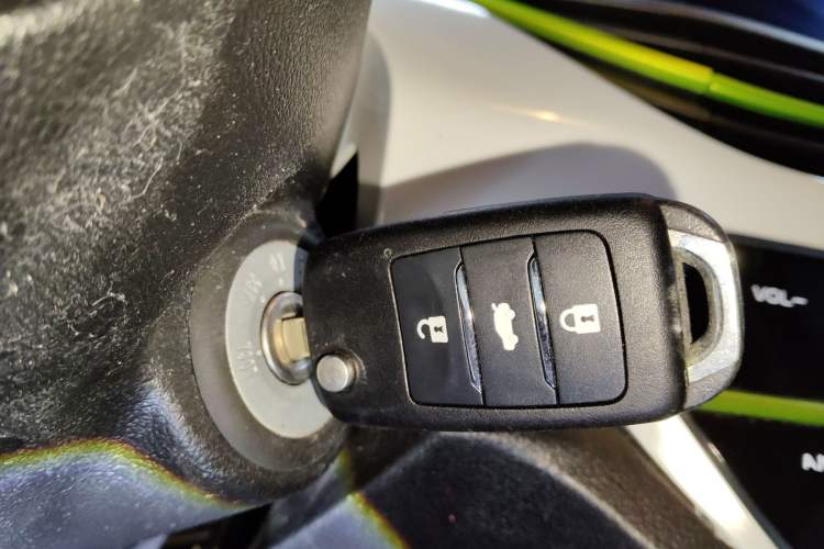 Used CHANGAN OSHAN Benni E-Star 2022 Qingxin Edition Colorful Model Lithium-NMC Vehicle Key
