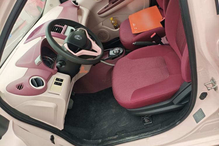Used CHANGAN OSHAN Benni E-Star 2022 National Edition Colorful Limited Edition (Fast-Charging Version) Lithium Iron Phosphate Left Front Seat
