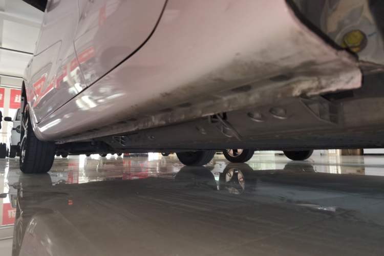 Used CHANGAN OSHAN Benni E-Star 2022 Qingxin Edition Colorful Model Lithium Iron Phosphate Left Side Sill