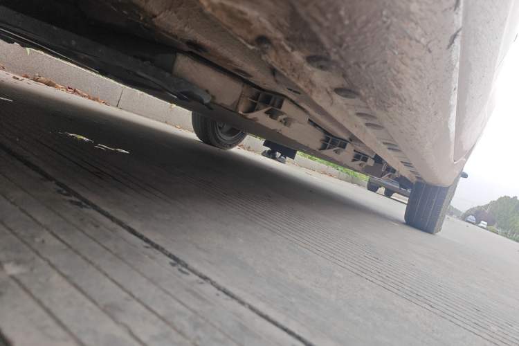 Used CHANGAN OSHAN Benni E-Star 2022 Qingxin Edition Colorful Model Lithium Iron Phosphate Chassis Front Left