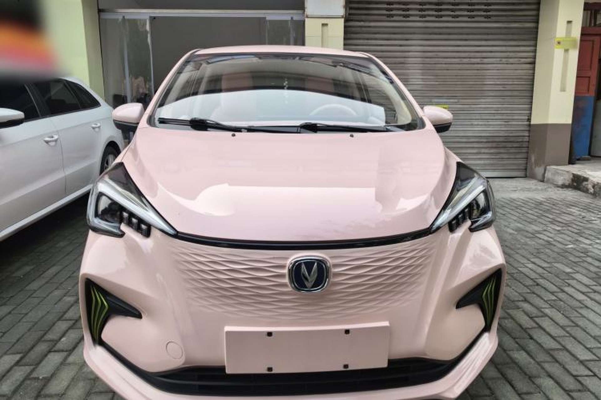 Used CHANGAN OSHAN Benni E-Star 2022 Qingxin Edition Colorful Model Lithium Iron Phosphate Front