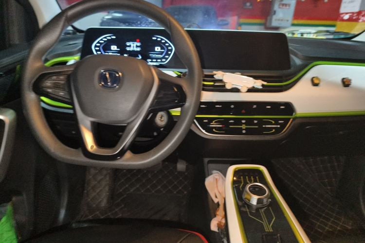 Used CHANGAN OSHAN Benni E-Star 2022 Qingxin Edition Colorful Model Lithium Iron Phosphate Interior 2