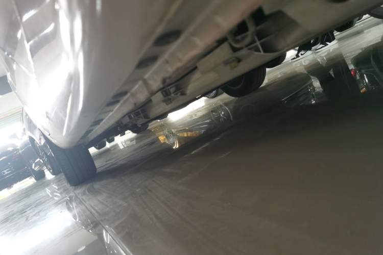 Used CHANGAN OSHAN Benni E-Star 2022 Qingxin Edition Colorful Model Lithium Iron Phosphate Left Side Sill