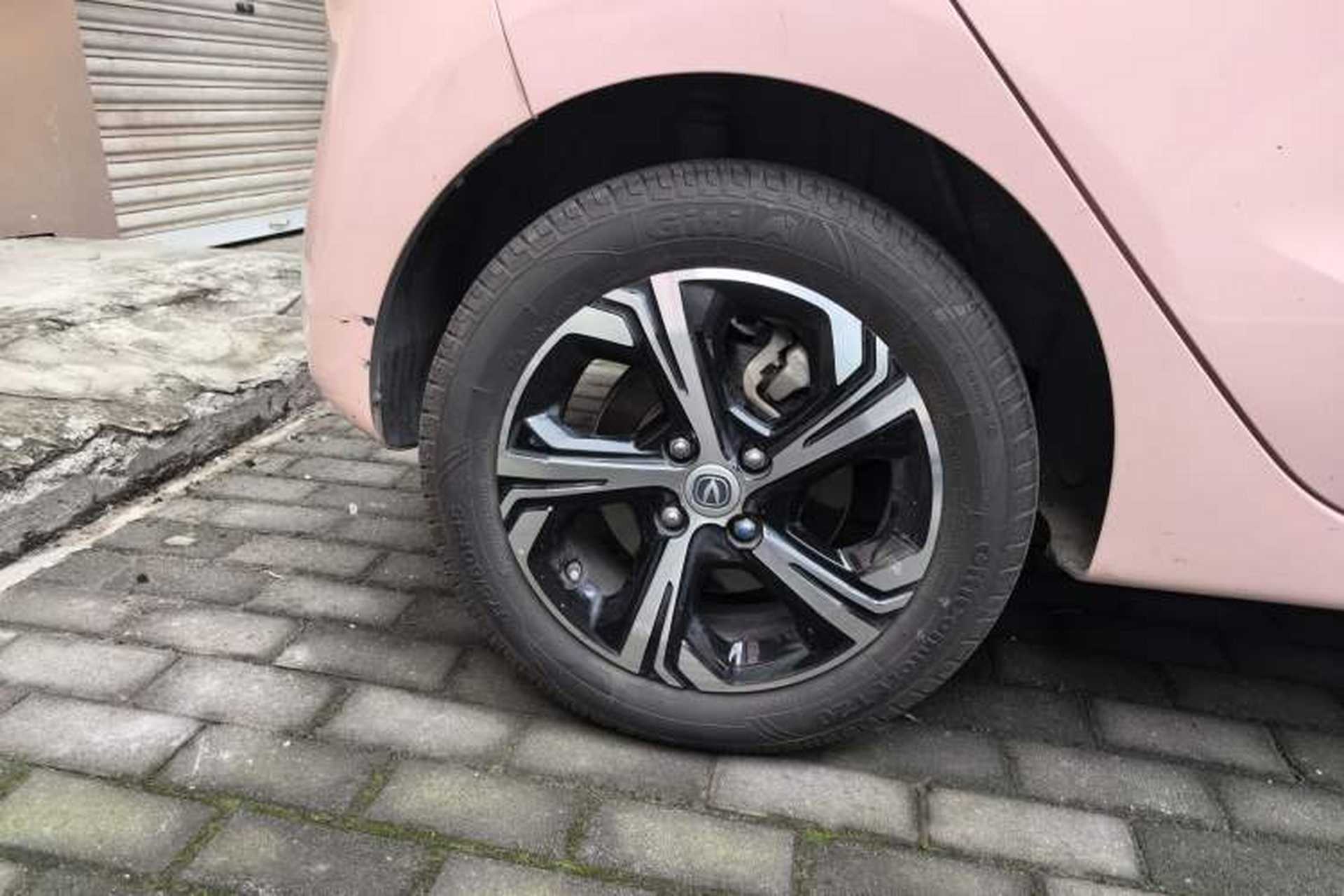 Used CHANGAN OSHAN Benni E-Star 2022 Qingxin Edition Colorful Model Lithium Iron Phosphate Right Rear Wheel Hub