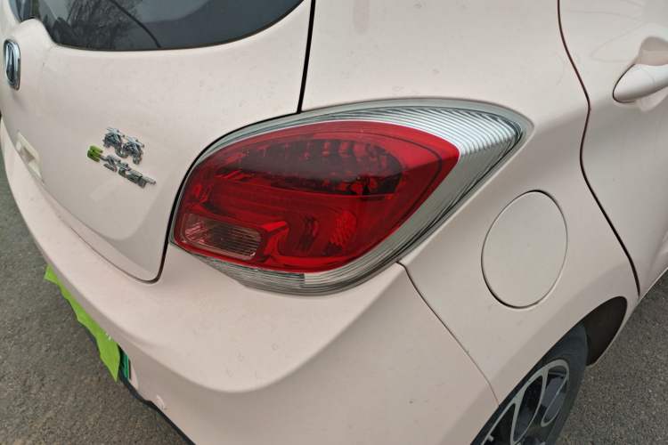 Used CHANGAN OSHAN Benni E-Star 2022 National Edition Colorful Limited Edition (Fast-Charging Version) Lithium Iron Phosphate Right Rear Taillight