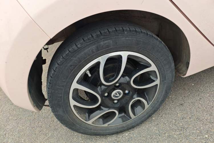 Used CHANGAN OSHAN Benni E-Star 2022 National Edition Colorful Limited Edition (Fast-Charging Version) Lithium Iron Phosphate Right Rear Wheel Hub