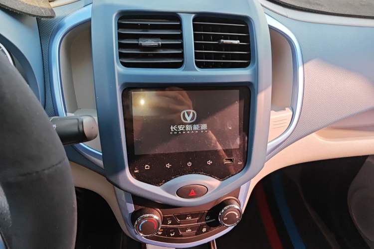 Used CHANGAN OSHAN Benni E-Star 2022 National Edition Colorful Limited Edition (Fast-Charging Version) Lithium Iron Phosphate Audio And AC Panel