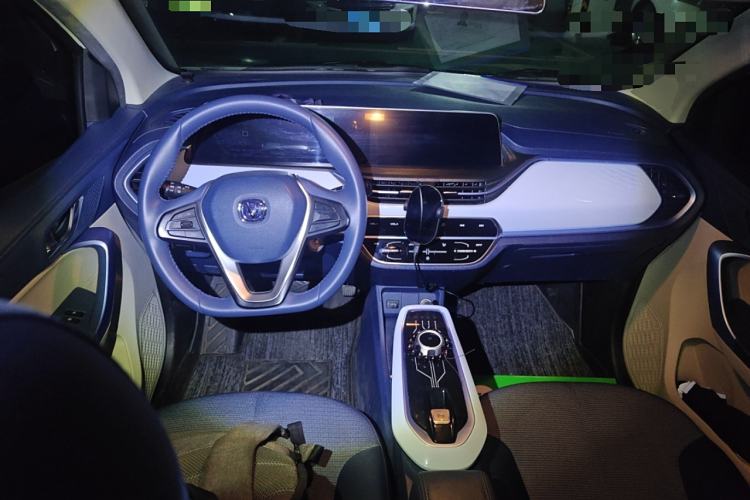 Used CHANGAN OSHAN Benni E-Star 2022 Qingxin Edition Colorful Model Lithium Iron Phosphate Center Console