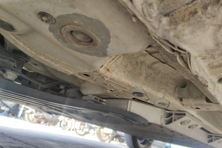 Used CHANGAN OSHAN Benni E-Star 2022 Qingxin Edition Colorful Model Lithium Iron Phosphate Chassis Front Left