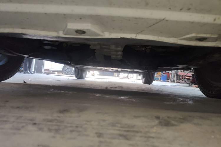 Used CHANGAN OSHAN Benni E-Star 2022 Qingxin Edition Colorful Model Lithium Iron Phosphate Chassis Front