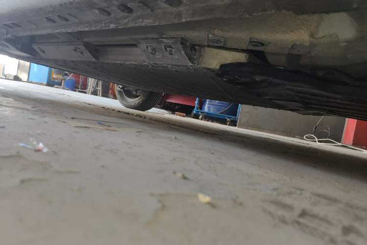 Used CHANGAN OSHAN Benni E-Star 2022 Qingxin Edition Colorful Model Lithium Iron Phosphate Chassis Front Right