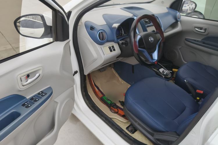 Used CHANGAN OSHAN Benni E-Star 2022 National Edition Colorful Limited Edition (Fast-Charging Version) Lithium Iron Phosphate Driver Seat