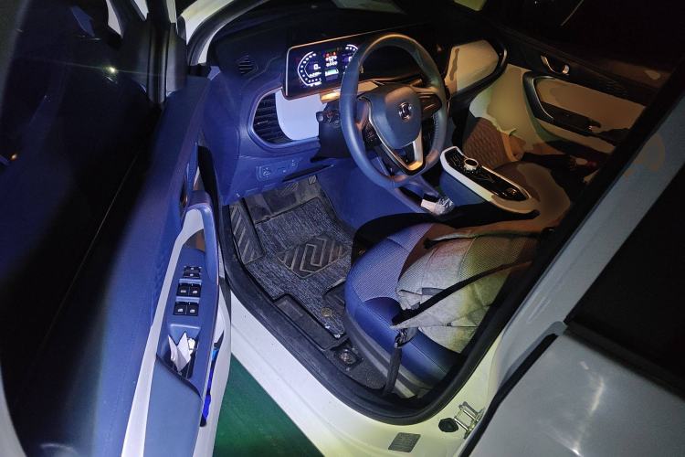 Used CHANGAN OSHAN Benni E-Star 2022 Qingxin Edition Colorful Model Lithium Iron Phosphate Driver Seat