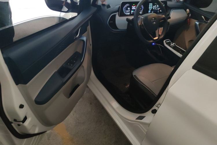Used CHANGAN OSHAN Benni E-Star 2022 Qingxin Edition Colorful Model Lithium Iron Phosphate Driver Seat
