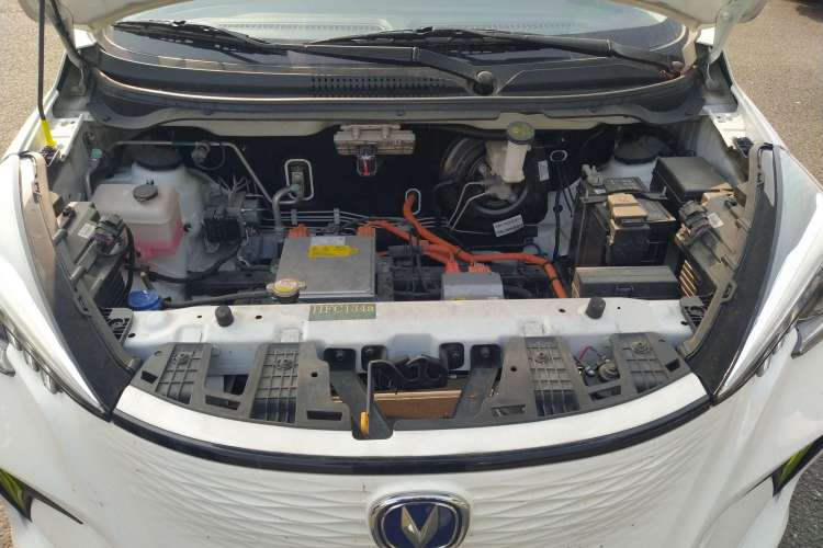 Used CHANGAN OSHAN Benni E-Star 2022 Charming Edition Colorful Model Lithium Iron Phosphate Engine Bay