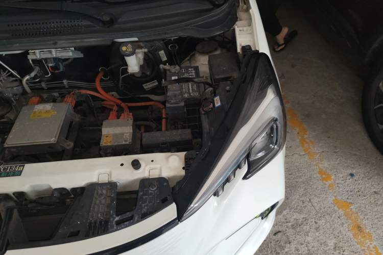 Used CHANGAN OSHAN Benni E-Star 2022 Qingxin Edition Colorful Model Lithium Iron Phosphate Engine Bay Left