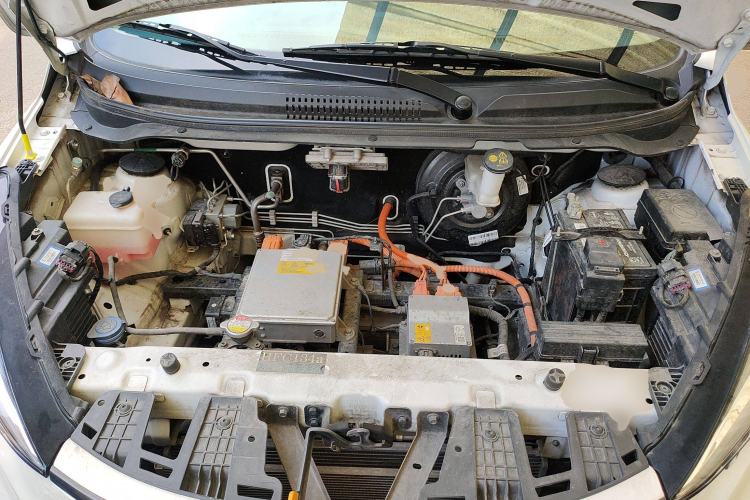 Used CHANGAN OSHAN Benni E-Star 2022 Qingxin Edition Colorful Model Lithium Iron Phosphate Engine Bay
