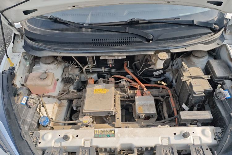 Used CHANGAN OSHAN Benni E-Star 2022 Qingxin Edition Colorful Model Lithium-NMC Engine Bay