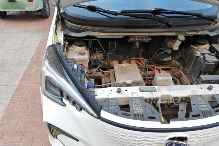 Used CHANGAN OSHAN Benni E-Star 2022 Qingxin Edition Colorful Model Lithium Iron Phosphate Engine Bay Right