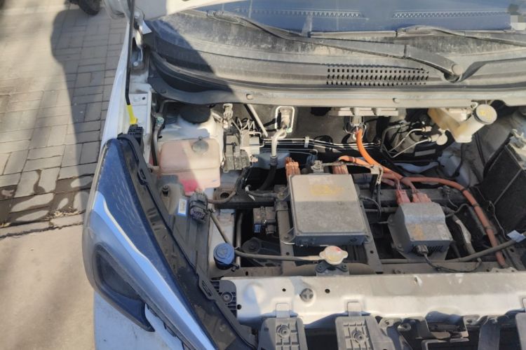 Used CHANGAN OSHAN Benni E-Star 2022 Qingxin Edition Colorful Model Lithium Iron Phosphate Engine Bay Right