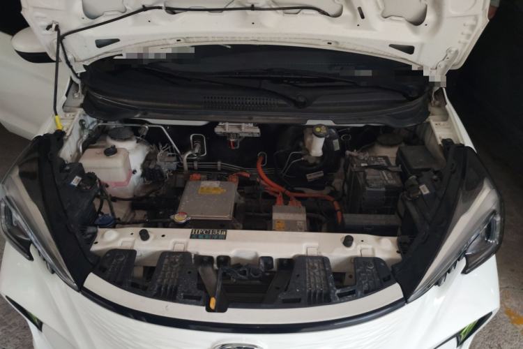 Used CHANGAN OSHAN Benni E-Star 2022 Qingxin Edition Colorful Model Lithium Iron Phosphate Engine Bay