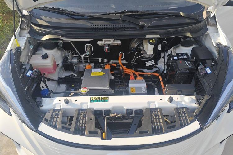 Used CHANGAN OSHAN Benni E-Star 2022 Qingxin Edition Colorful Model Lithium Iron Phosphate Engine Bay