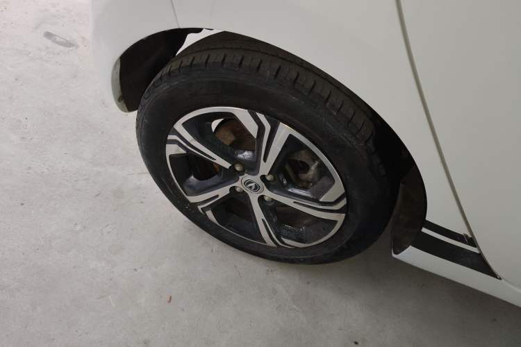 Used CHANGAN OSHAN Benni E-Star 2022 Charming Edition Colorful Model Lithium Iron Phosphate Exterior 5