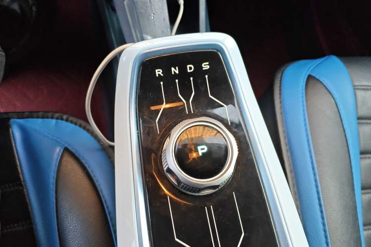 Used CHANGAN OSHAN Benni E-Star 2022 Qingxin Edition Colorful Model Lithium Iron Phosphate Gear Lever