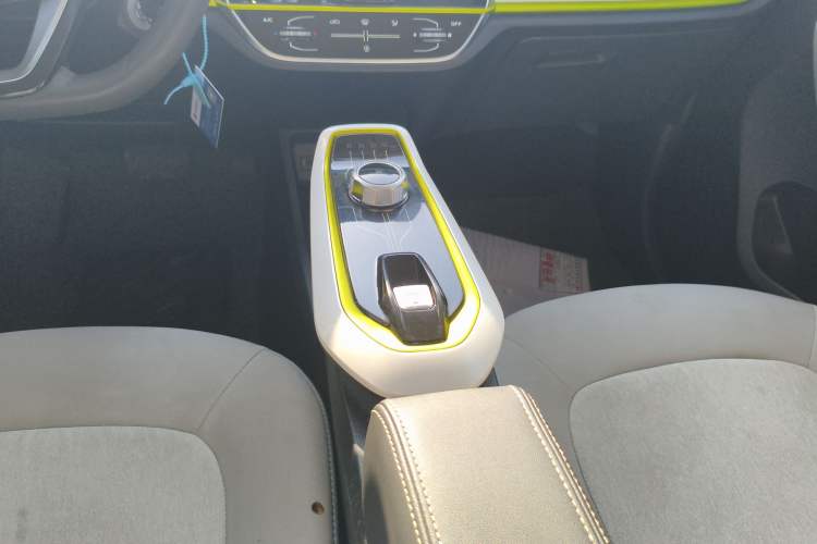 Used CHANGAN OSHAN Benni E-Star 2022 Qingxin Edition Colorful Model Lithium-NMC Gear Lever