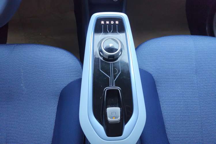 Used CHANGAN OSHAN Benni E-Star 2022 Qingxin Edition Colorful Model Lithium Iron Phosphate Gear Lever