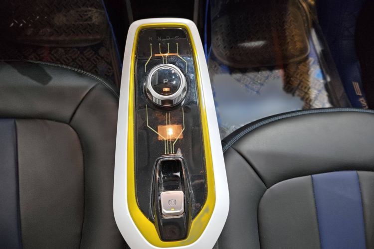 Used CHANGAN OSHAN Benni E-Star 2022 Qingxin Edition Colorful Model Lithium-NMC Gear Lever