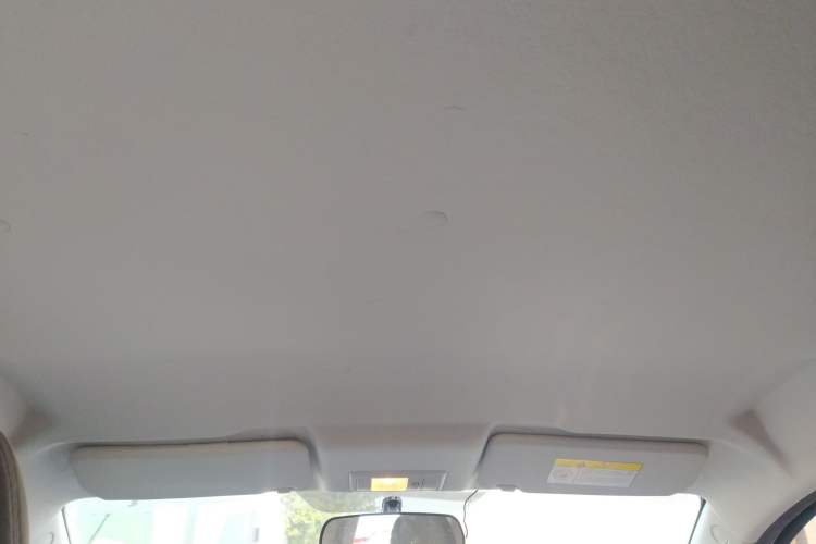Used CHANGAN OSHAN Benni E-Star 2022 Charming Edition Colorful Model Lithium Iron Phosphate Headliner