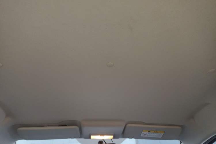 Used CHANGAN OSHAN Benni E-Star 2022 Qingxin Edition Colorful Model Lithium Iron Phosphate Headliner