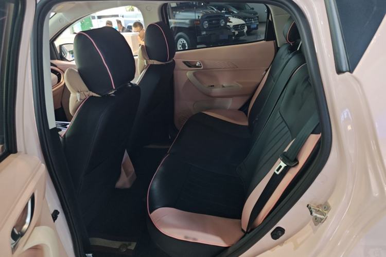 Used CHANGAN OSHAN Benni E-Star 2022 Charming Edition Colorful Model Lithium Iron Phosphate Interior 1
