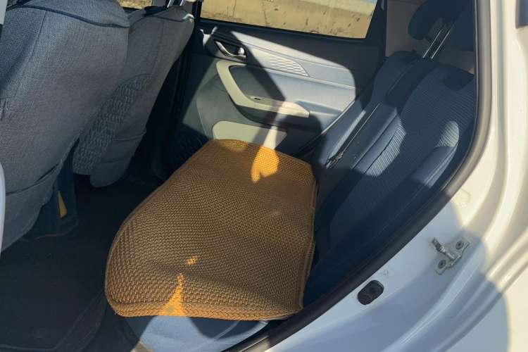 Used CHANGAN OSHAN Benni E-Star 2022 Qingxin Edition Colorful Model Lithium Iron Phosphate Interior 1