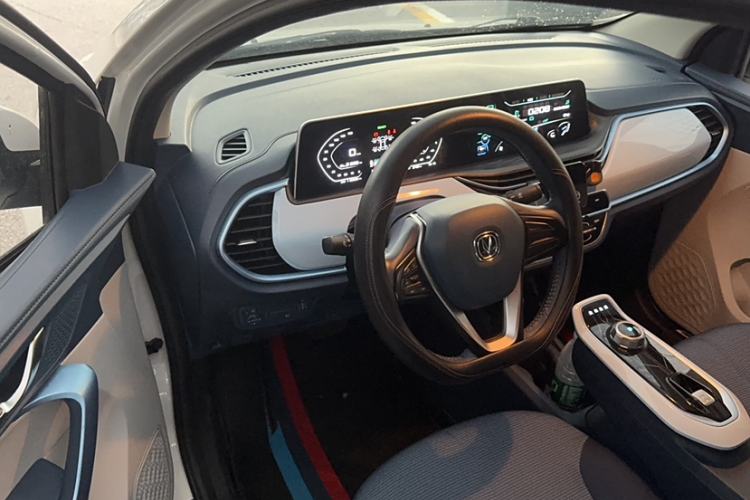 Used CHANGAN OSHAN Benni E-Star 2022 Qingxin Edition Colorful Model Lithium-NMC Interior 2