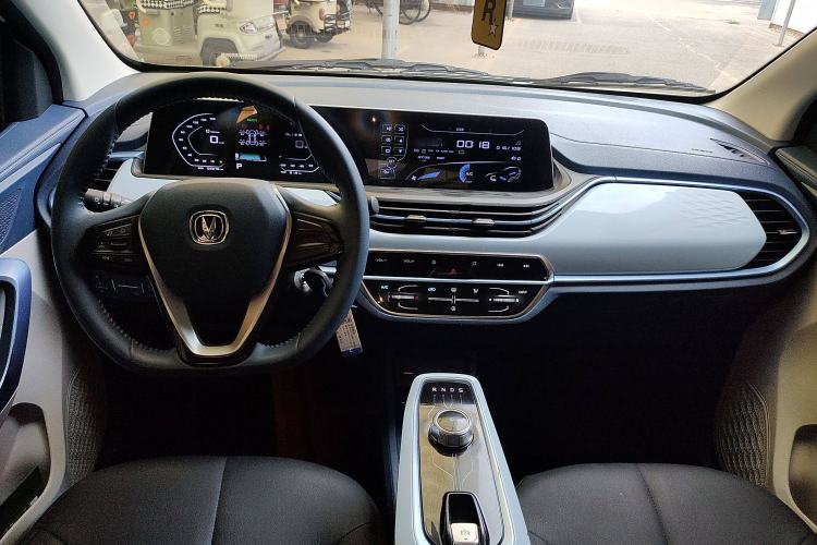 Used CHANGAN OSHAN Benni E-Star 2022 Qingxin Edition Colorful Model Lithium Iron Phosphate Interior 2