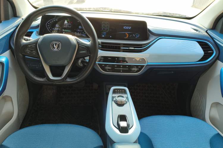Used CHANGAN OSHAN Benni E-Star 2022 Qingxin Edition Colorful Model Lithium Iron Phosphate Interior 2