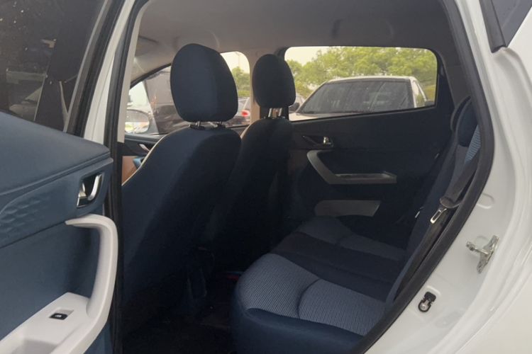 Used CHANGAN OSHAN Benni E-Star 2022 Qingxin Edition Colorful Model Lithium-NMC Interior 3