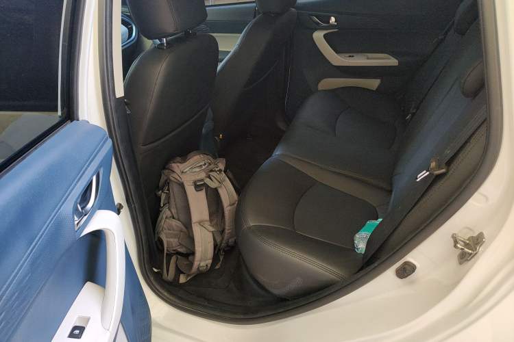 Used CHANGAN OSHAN Benni E-Star 2022 Qingxin Edition Colorful Model Lithium Iron Phosphate Interior 4