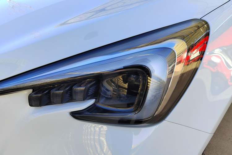 Used CHANGAN OSHAN Benni E-Star 2022 Qingxin Edition Colorful Model Lithium Iron Phosphate Left Front Headlight