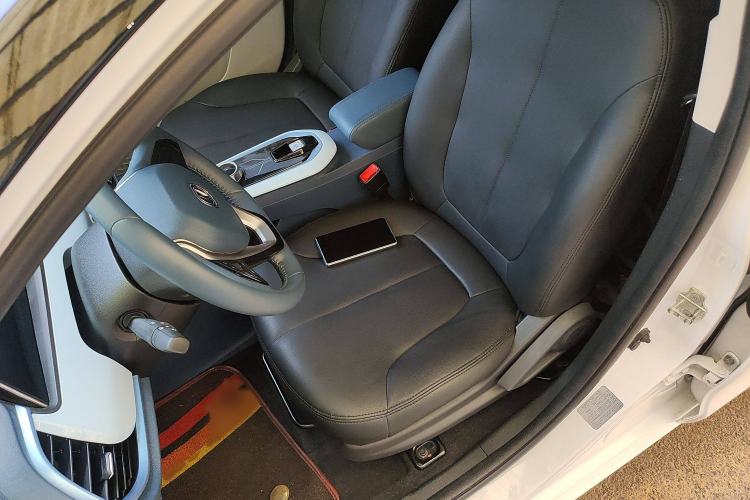Used CHANGAN OSHAN Benni E-Star 2022 Qingxin Edition Colorful Model Lithium Iron Phosphate Left Front Seat